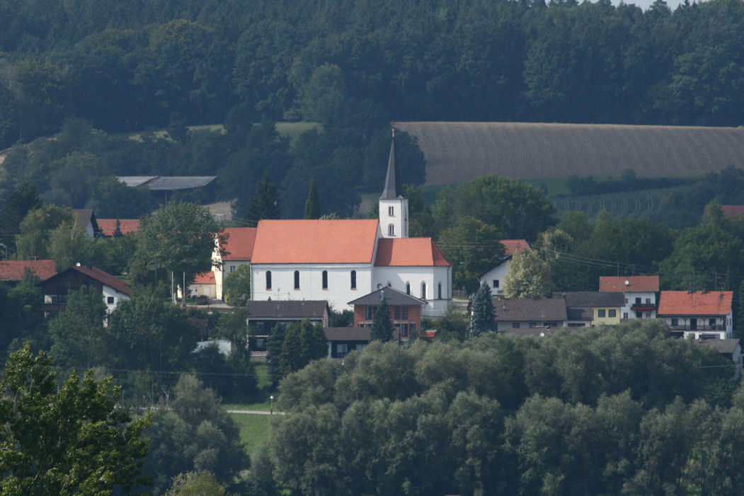 Steinberg_Kirche